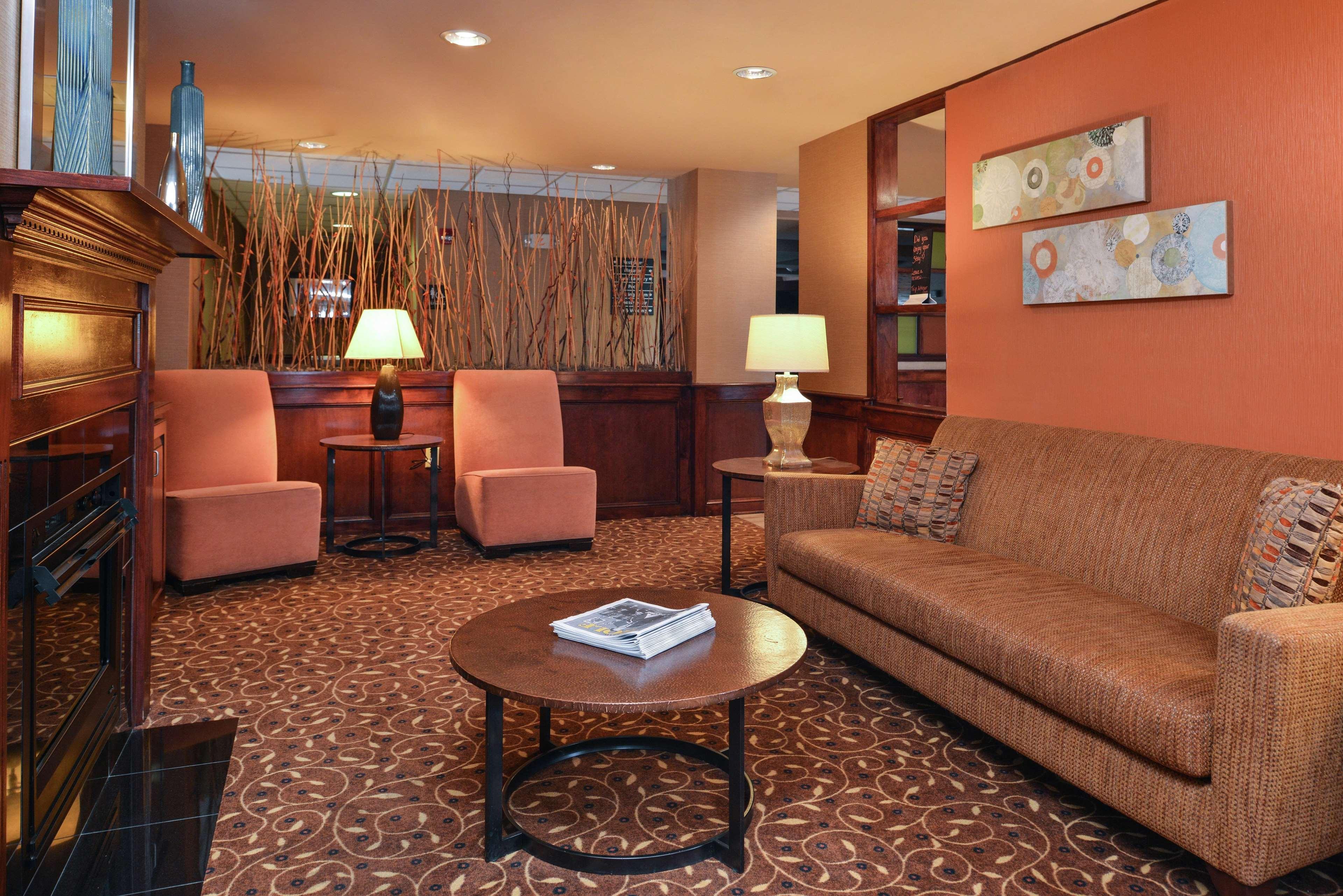 Hampton Inn Greensboro East / Mcleansville Eksteriør bilde
