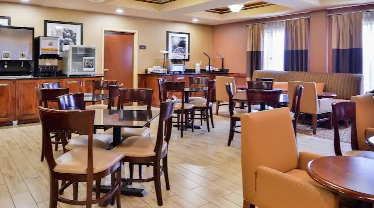 Hampton Inn Greensboro East / Mcleansville Eksteriør bilde